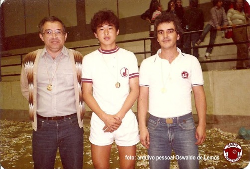 Valenzuela, Kazuyoshi Miura, Oswaldo de Lemos à la Juventus de Sao Paulo (1982-1986)